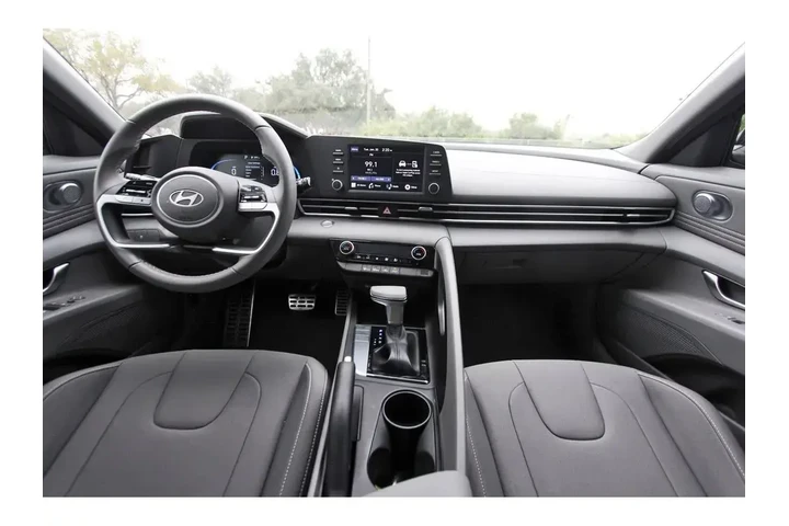 $19656 : Hyundai ELANTRA 2025 SEL Spo image 10