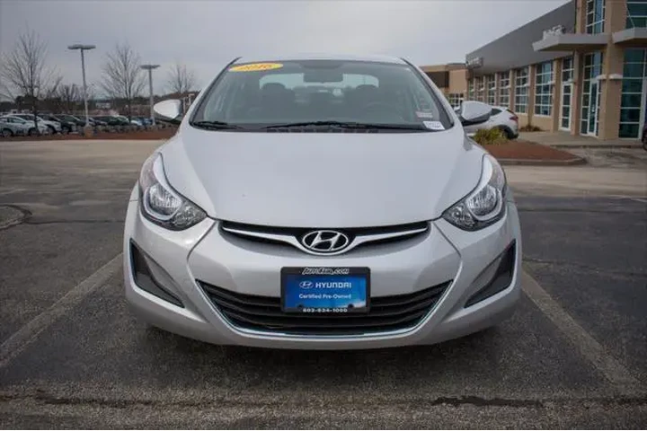 $4999 : Hyundai ELANTRA 2016 SE 4dr image 8