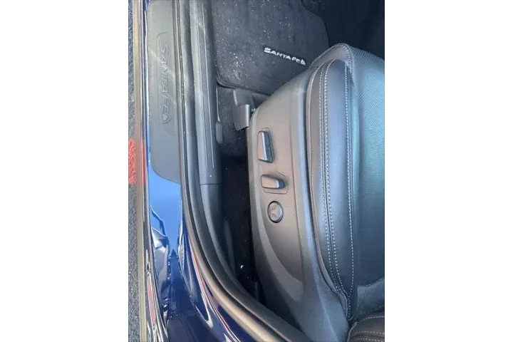 $26998 : Hyundai SANTA FE 2023 SEL 4d image 4