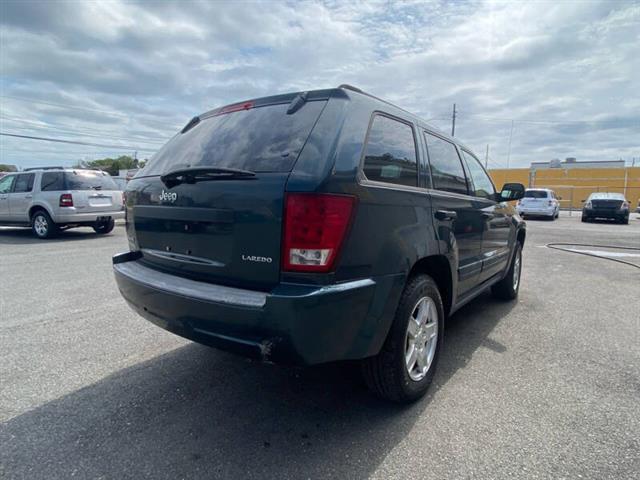 $3995 : 2005 Grand Cherokee Laredo image 6