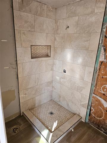 Experienced Tile Installer. image 7