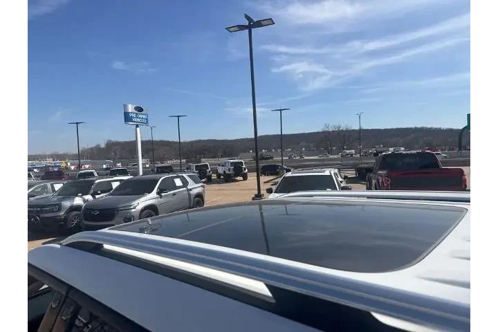 $19734 : Ford Explorer 2020 AWD Limit image 10