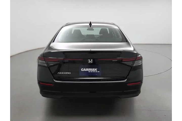 $29998 : Honda Accord 2025 SE 4dr Sed image 6