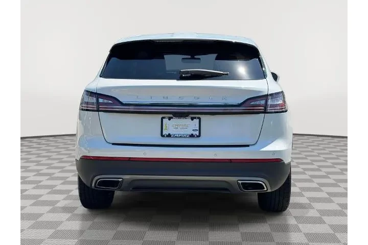 $28360 : Lincoln Nautilus 2022 AWD St image 5