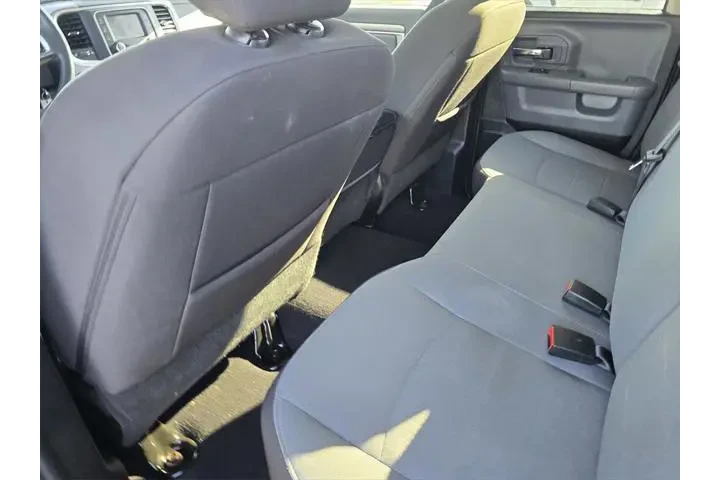 $29999 : Ram 1500 Classic 2024 4x4 SL image 10