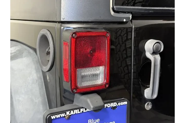 Jeep Wrangler JK Unlimited 2 image 8