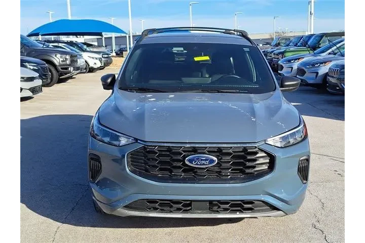 $22020 : Ford Escape 2023 ST-Line 4dr image 8