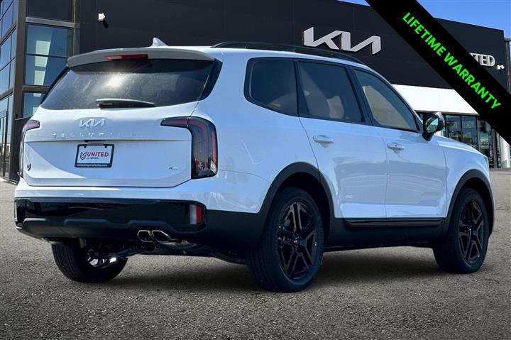 $48200 : New 2024 Telluride image 5