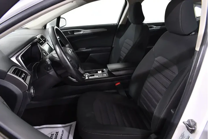 $17955 : Ford Fusion 2020 SE 4dr Seda image 6