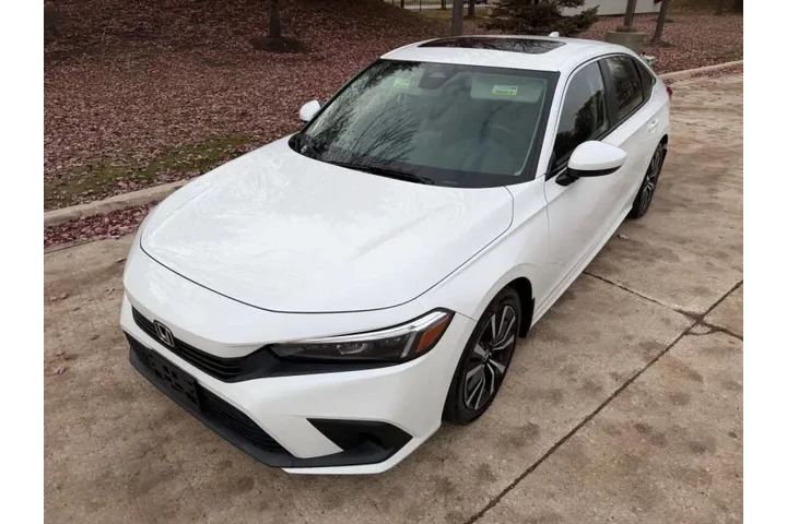 $19997 : 2022 Civic EX image 4
