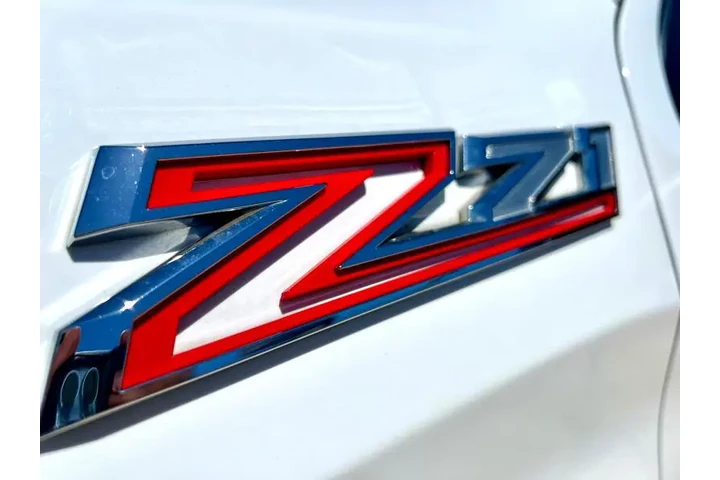 $32993 : 2019 Silverado 1500 LTZ Crew image 8
