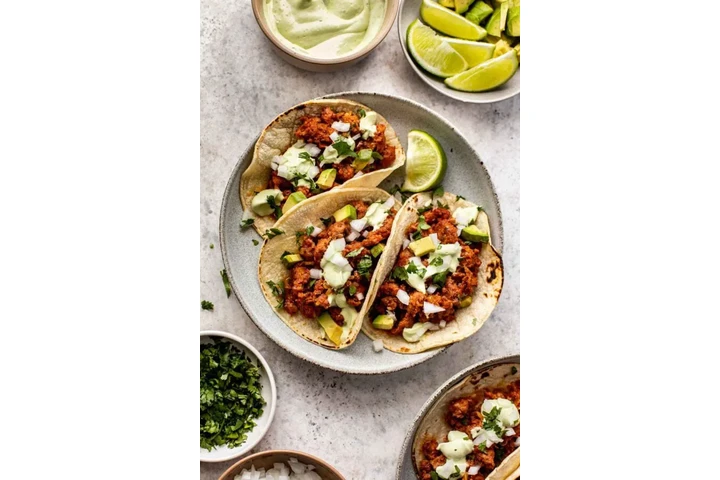 Hola, somos taqueros image 1