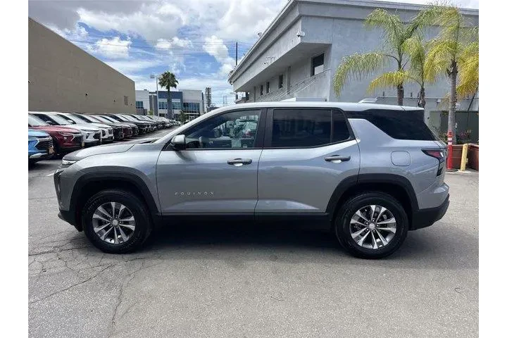 $23500 : Chevrolet Equinox 2025 LT 4d image 6