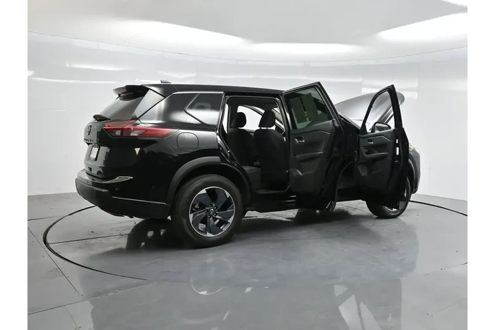 $18806 : Nissan Rogue 2024 SV 4dr Cro image 5