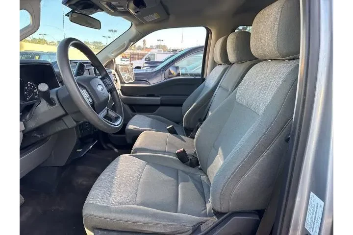 $38202 : Ford F-150 2023 4x4 XLT 4dr image 7