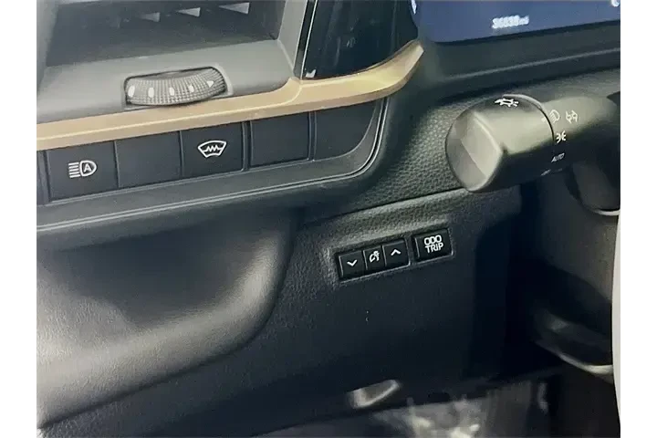 $37800 : Toyota Crown 2024 AWD Platin image 10