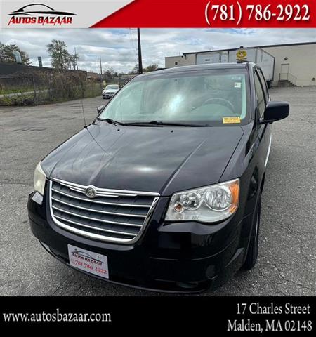 $3900 : Used 2009 Town & Country 4dr image 1