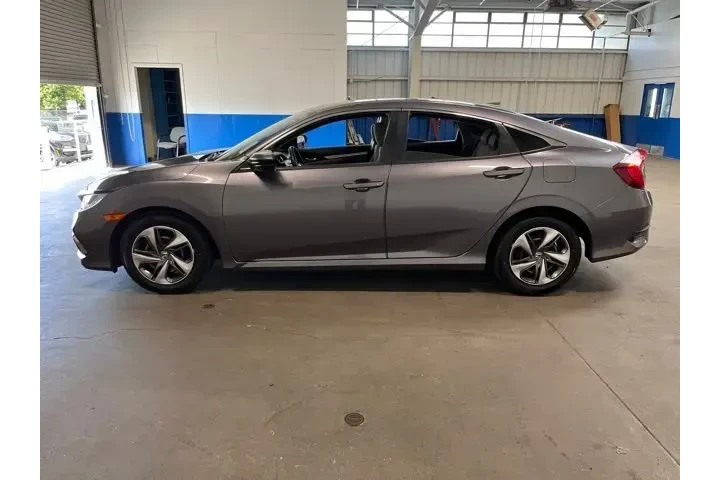 $17752 : Honda Civic 2020 LX 4dr Seda image 6