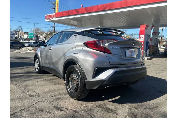 $12499 : 2019 C-HR LE image 5