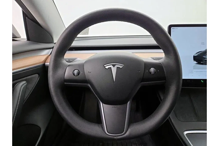 $27998 : Tesla Model 3 2023 4dr Sedan image 10
