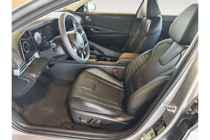 $28500 : Hyundai ELANTRA 2025 Limited image 2