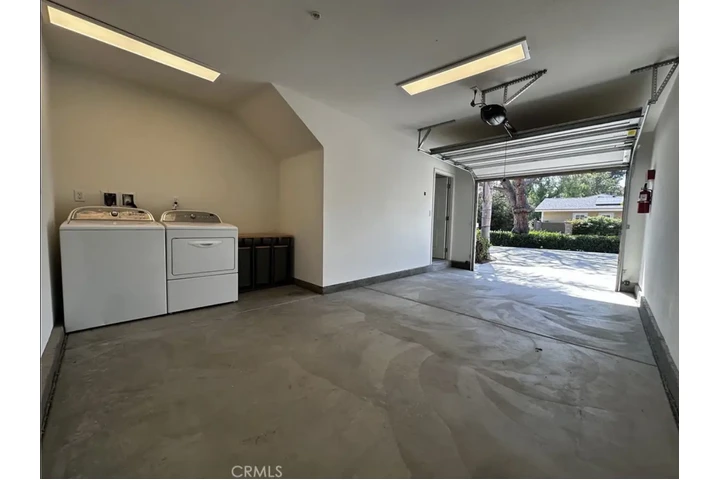 $1000 : Nueva ADU de 1 dormitorio y 1 image 1