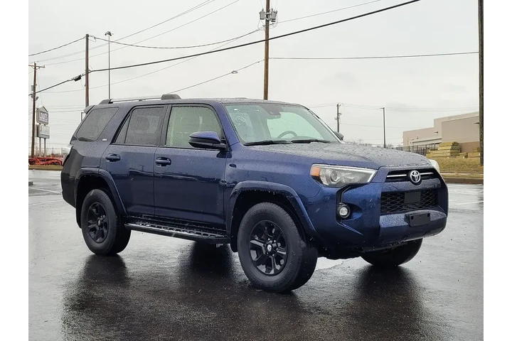 $30295 : Toyota 4Runner 2021 4x4 SR5 image 1
