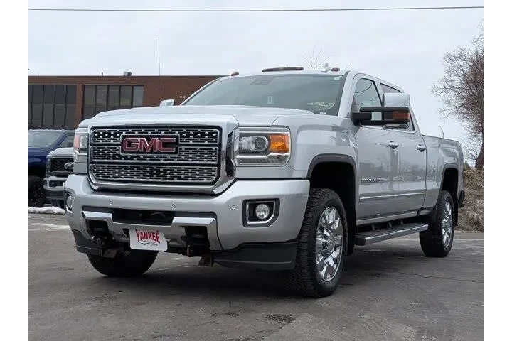 $39996 : GMC Sierra 2500HD 2018 4x4 D image 7