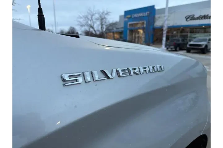 $28800 : Chevrolet Silverado 1500 201 image 10