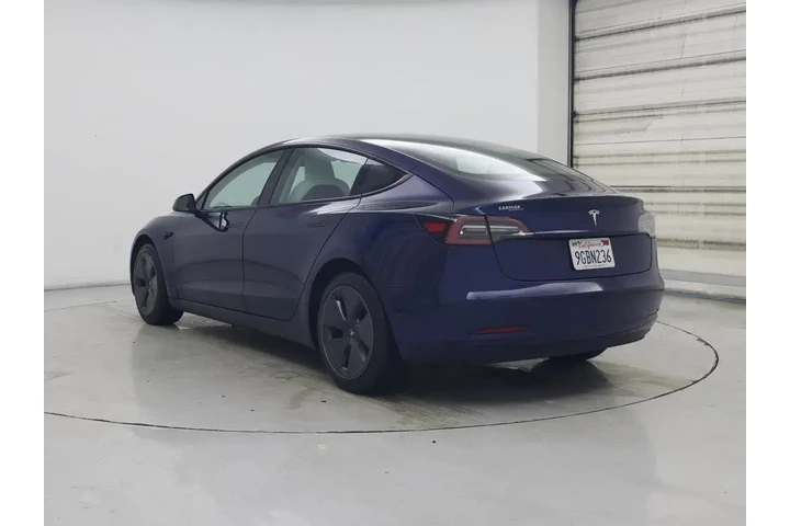 $25998 : Tesla Model 3 2023 4dr Sedan image 2