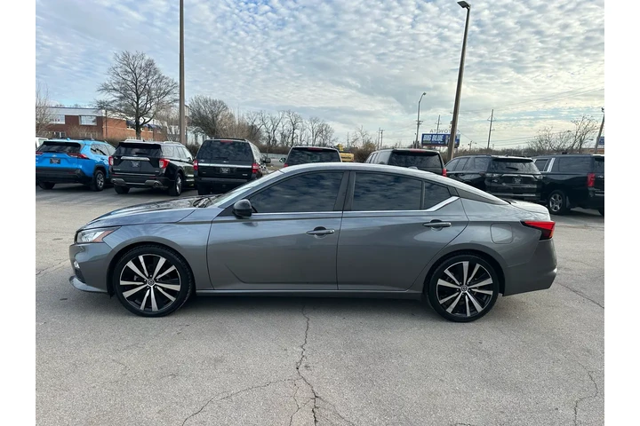 $11980 : 2019 Altima 2.5 SR Sedan image 5