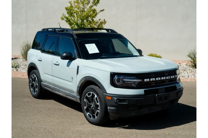 $25863 : 2022 Bronco Sport Outer Banks image 2