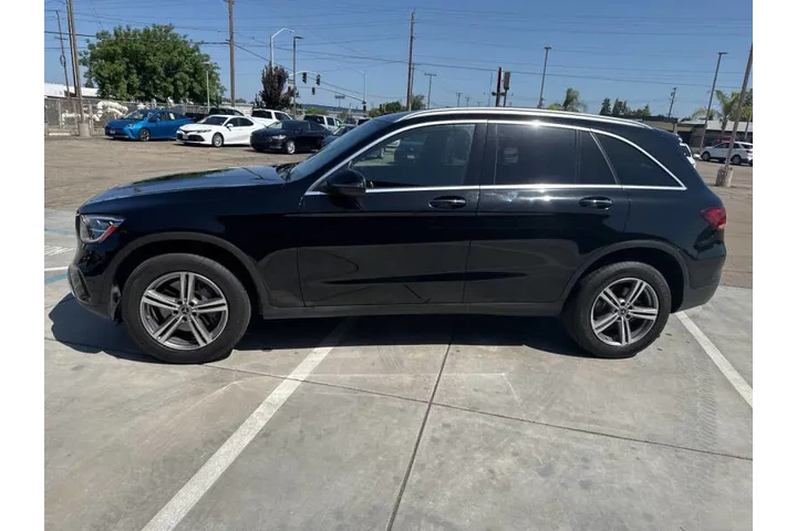 $27999 : 2021 Mercedes-Benz GLC GLC 300 image 3