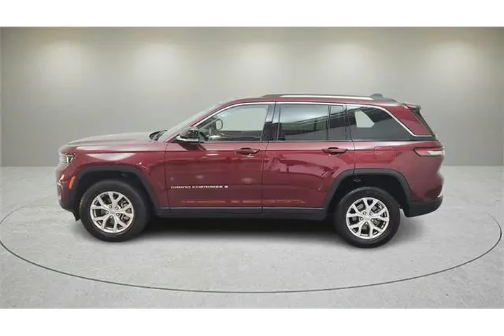 $30555 : Jeep Grand Cherokee 2022 4x4 image 5