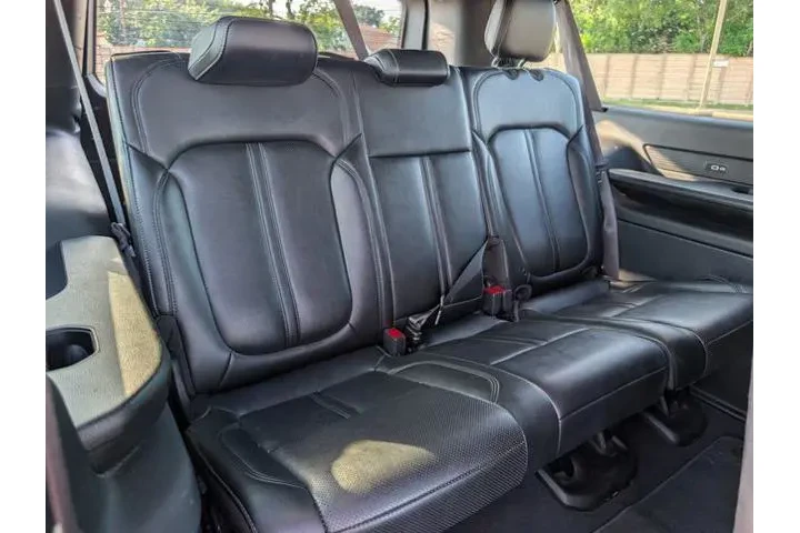 $36351 : Jeep Wagoneer L 2024 4x2 Ser image 8