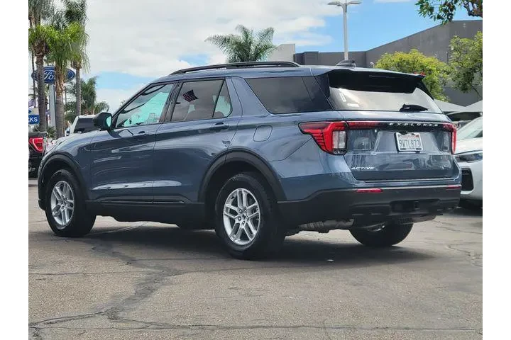 $39175 : Ford Explorer 2026 Active 4d image 2