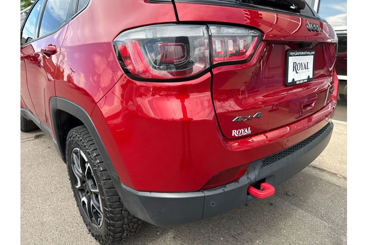 $24995 : 2025 Compass Trailhawk 4x4 image 10