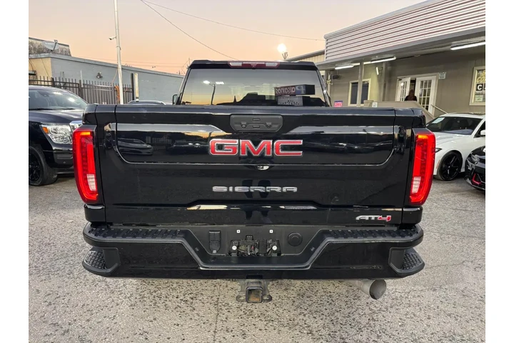 2022 GMC Sierra 2500HD 4WD Cr image 5