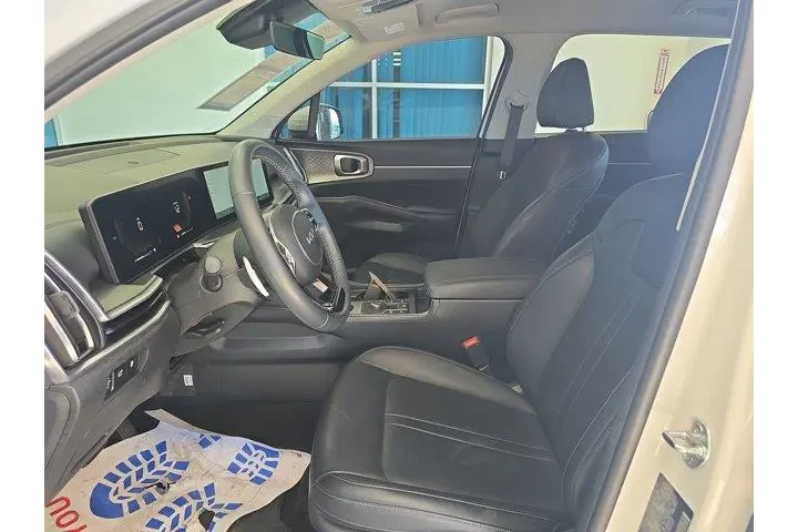 $34299 : Kia Sorento Hybrid 2025 AWD image 7