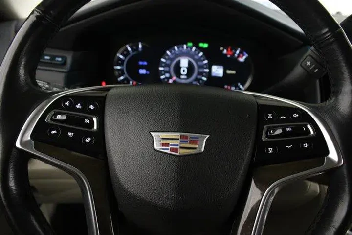 $32955 : Cadillac Escalade 2019 4x4 P image 9