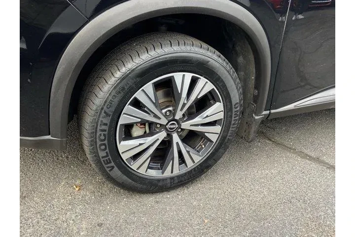 $14487 : Nissan Rogue 2023 SV 4dr Cro image 8