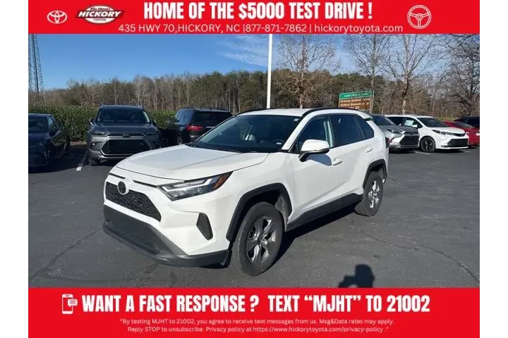 $26773 : Toyota RAV4 2024 XLE 4dr SUV image 1