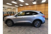 $23878 : Ford Escape Plug-In Hybrid 2 thumbnail