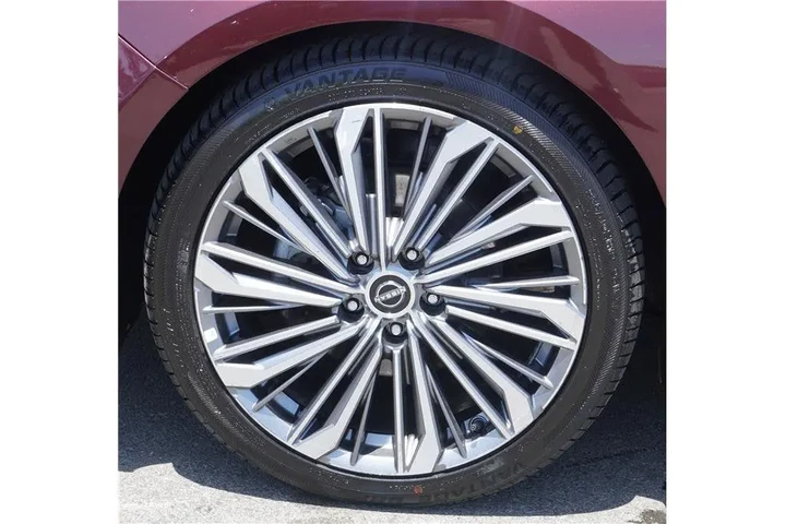 $20784 : 2023 Altima 2.5 SL image 10