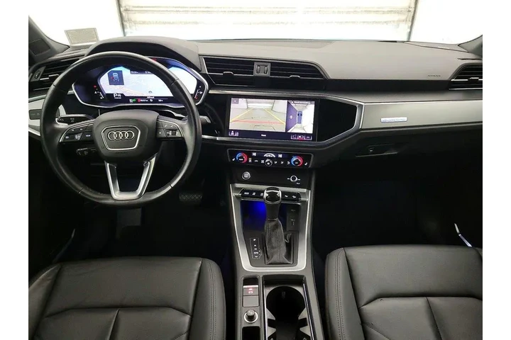 $23998 : Audi Q3 2020 AWD quattro S l image 9