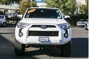 $29748 : Toyota 4Runner 2018 4x4 SR5 thumbnail