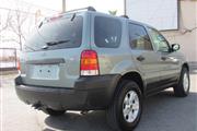 $8995 : 2005 Escape XLT thumbnail