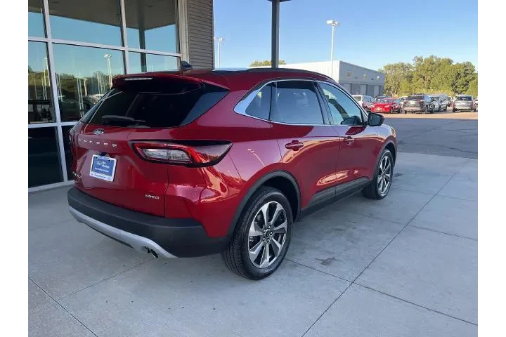 $29200 : Ford Escape 2023 AWD Platinu image 8