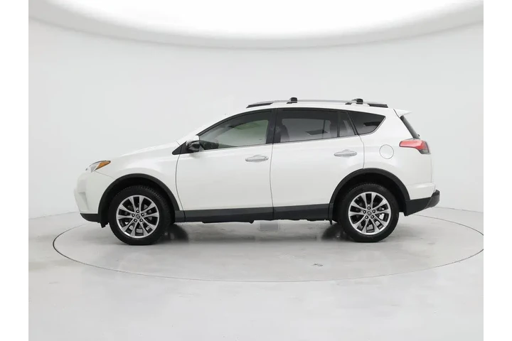 $24998 : Toyota RAV4 2018 AWD Limited image 3
