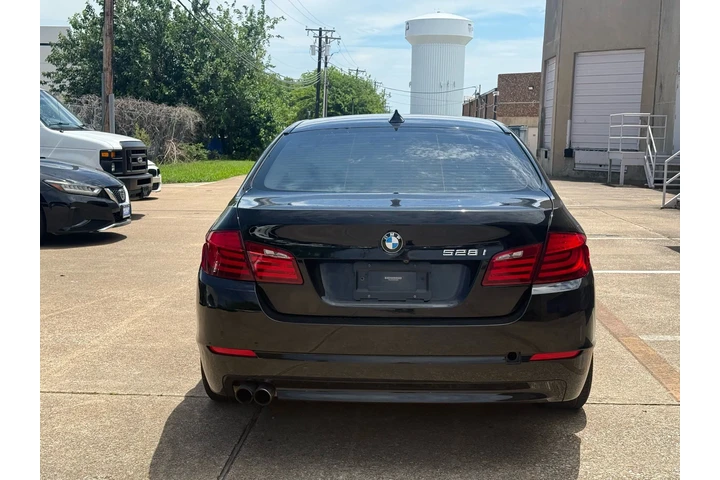 $8990 : 2012 BMW 528i image 4